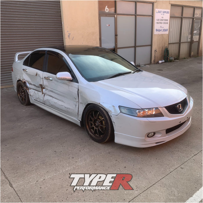 Wrecking 2005 Honda Accord Euro CL9 Luxury Auto