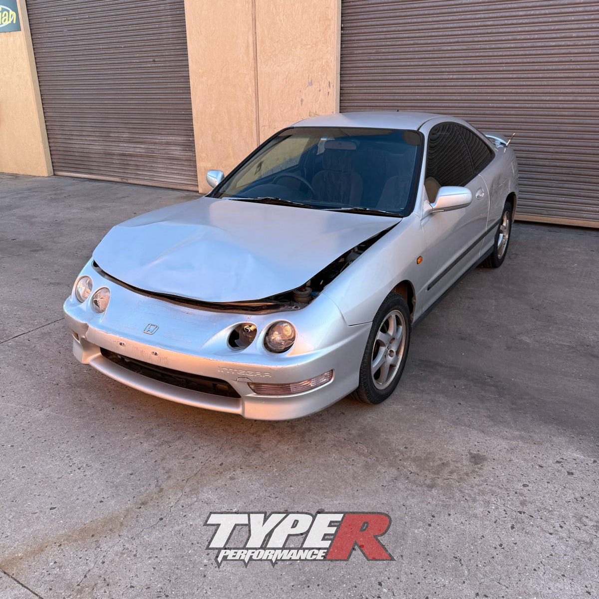 Wrecking 2000 Honda Integra DC4 GSi Auto — Type R Performance