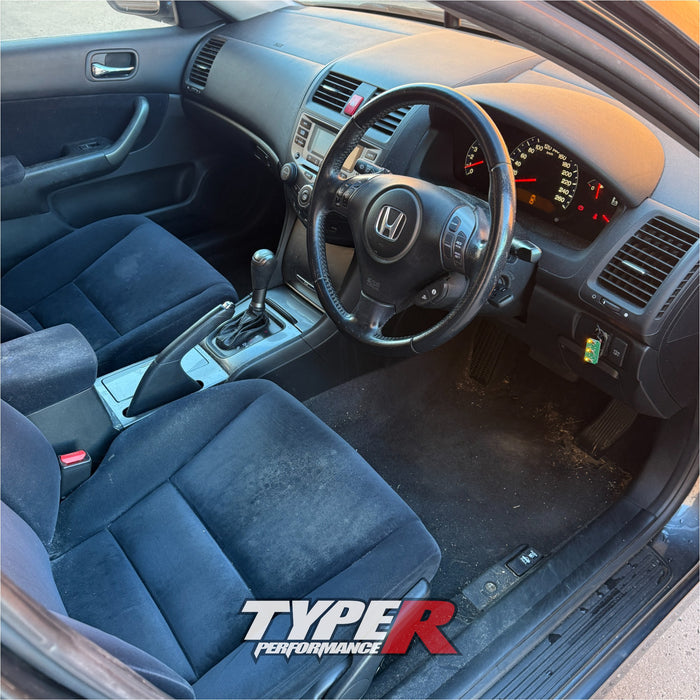Wrecking 2006 Honda Accord Euro CL9 Auto