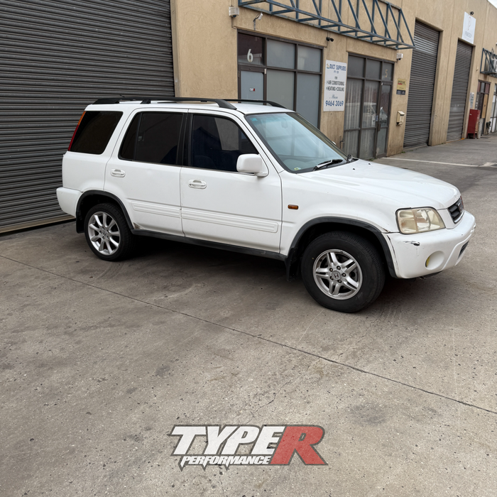 Wrecking 2000 Honda CR-V RD1 Sport Manual