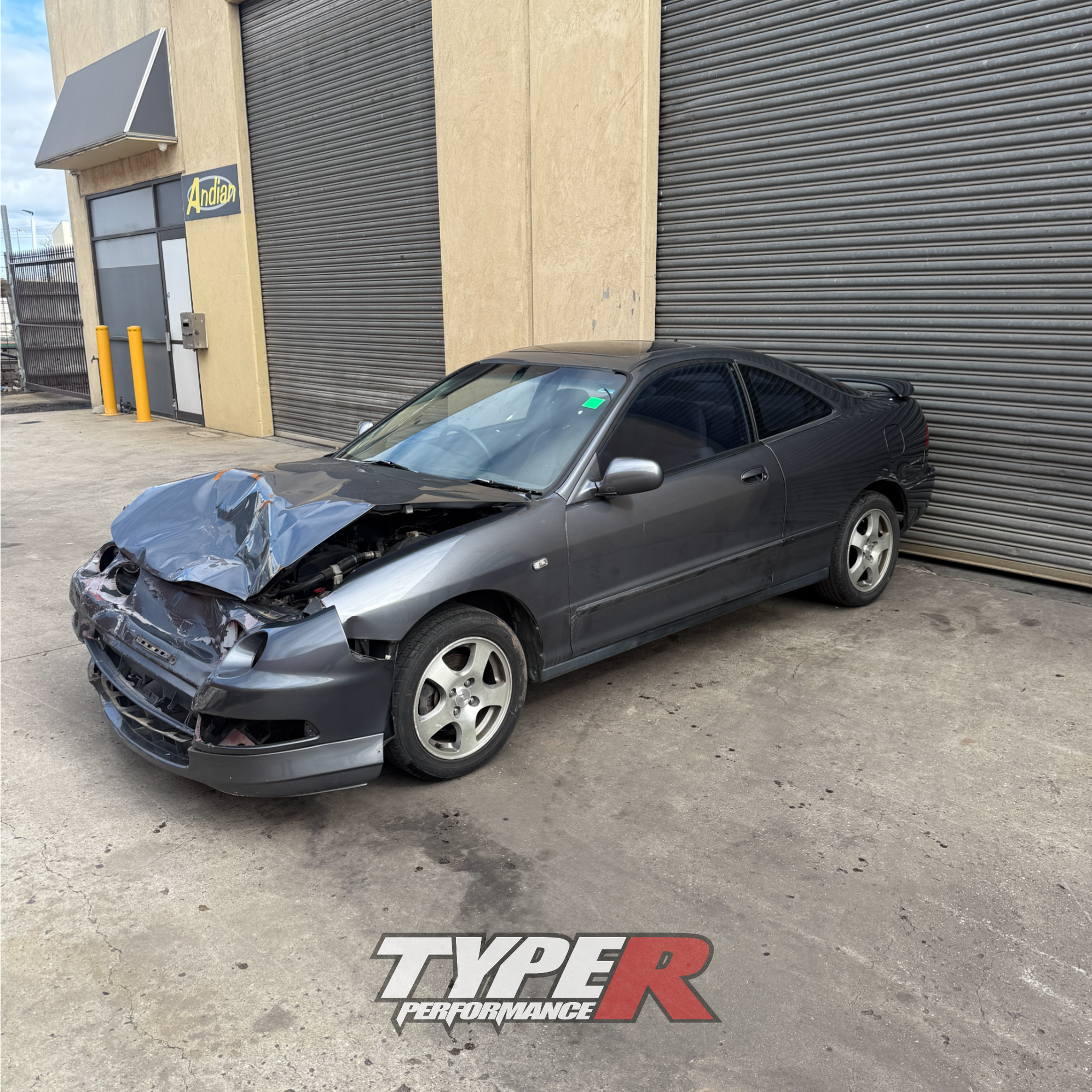 Wrecking 1995 Honda Integra DC4 GSi Manual — Type R Performance
