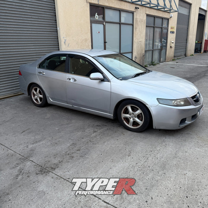 Wrecking 2004 Honda Accord Euro CL9 Auto