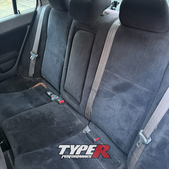 Wrecking 2004 Honda Accord Euro CL9 Auto