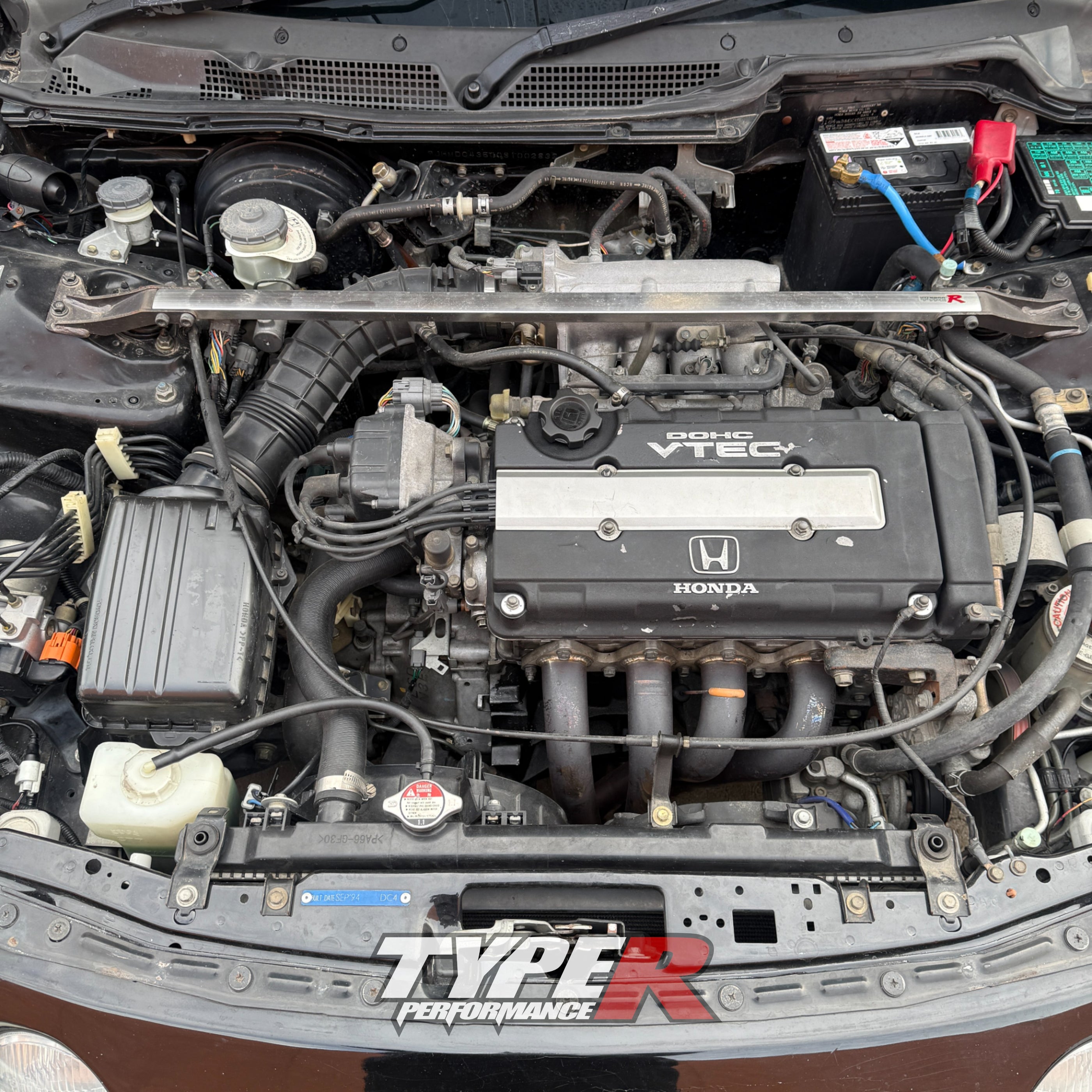 Wrecking 1994 Honda Integra DC4 GSi Manual — Type R Performance