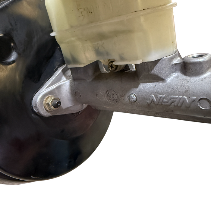 15/16 Inch Brake Master Cylinder and Booster Honda CR-V RD1 97-01