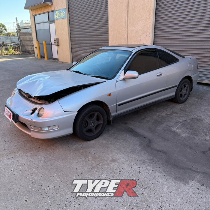 Wrecking 1998 Honda Integra DC4 GSi Auto