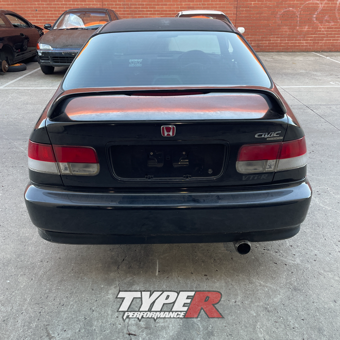 Wrecking 1999 Honda Civic EM1 VTi-R