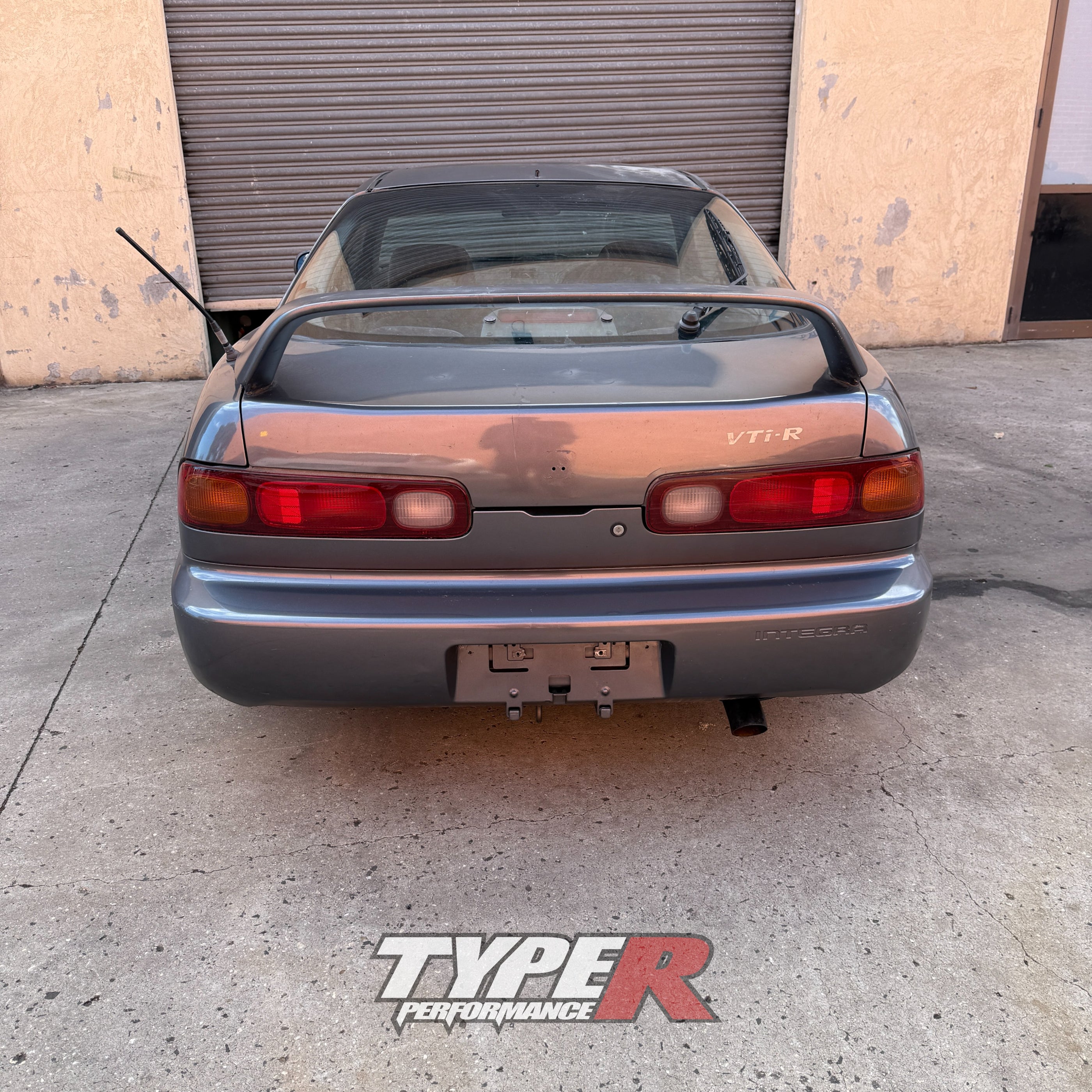 Wrecking 1994 Honda Integra DC2 VTi-R K-Swap Manual — Type R Performance