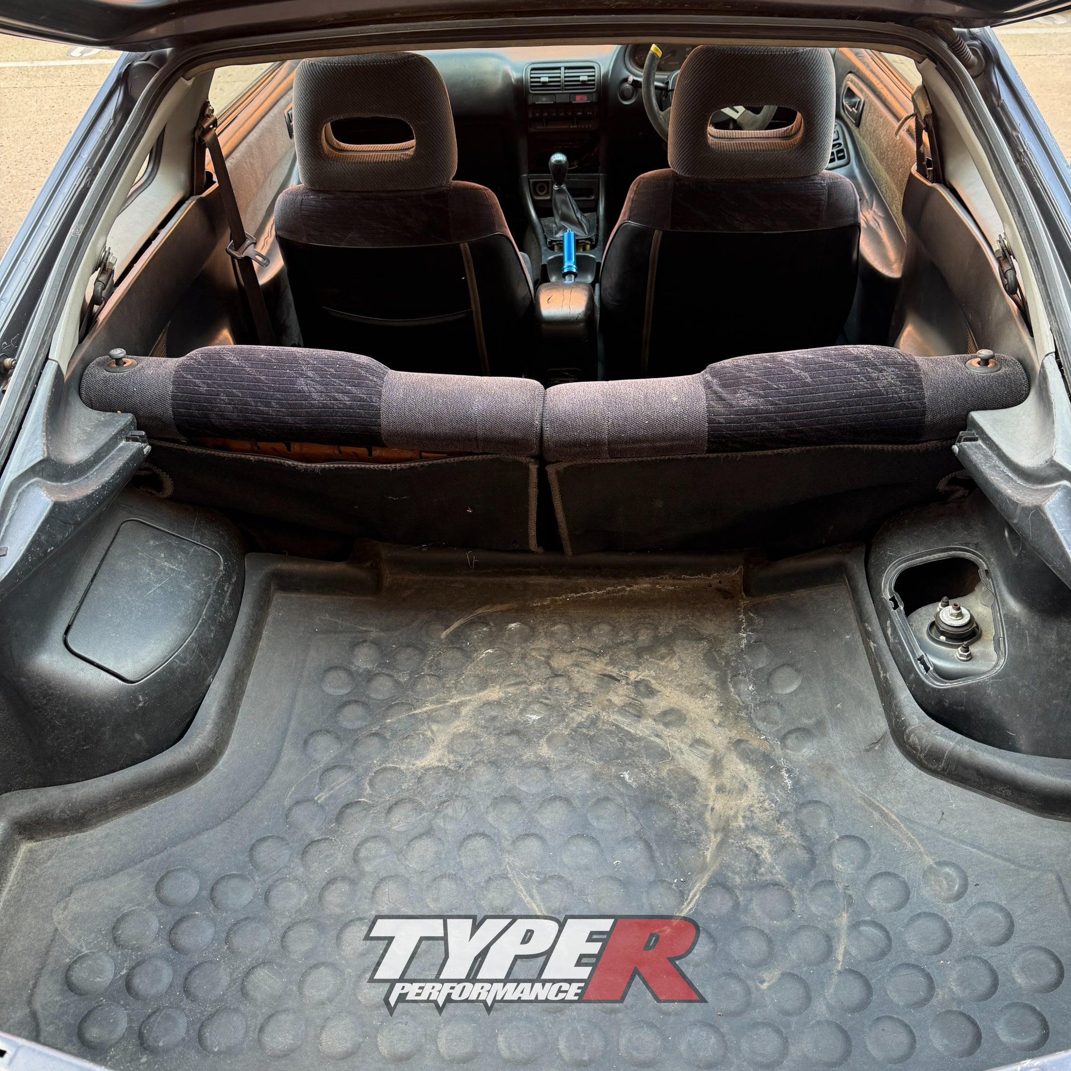 Wrecking 1994 Honda Integra DC2 VTi-R K-Swap Manual — Type R Performance
