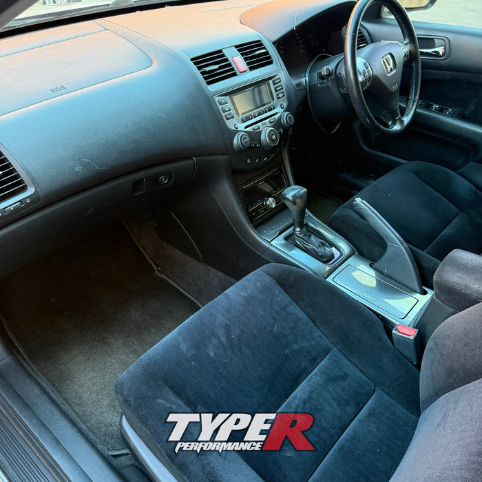 Wrecking 2005 Honda Accord Euro CL9 Auto