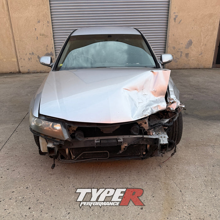 Wrecking 2006 Honda Accord Euro CL9 Sport Auto