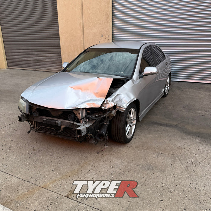 Wrecking 2006 Honda Accord Euro CL9 Sport Auto