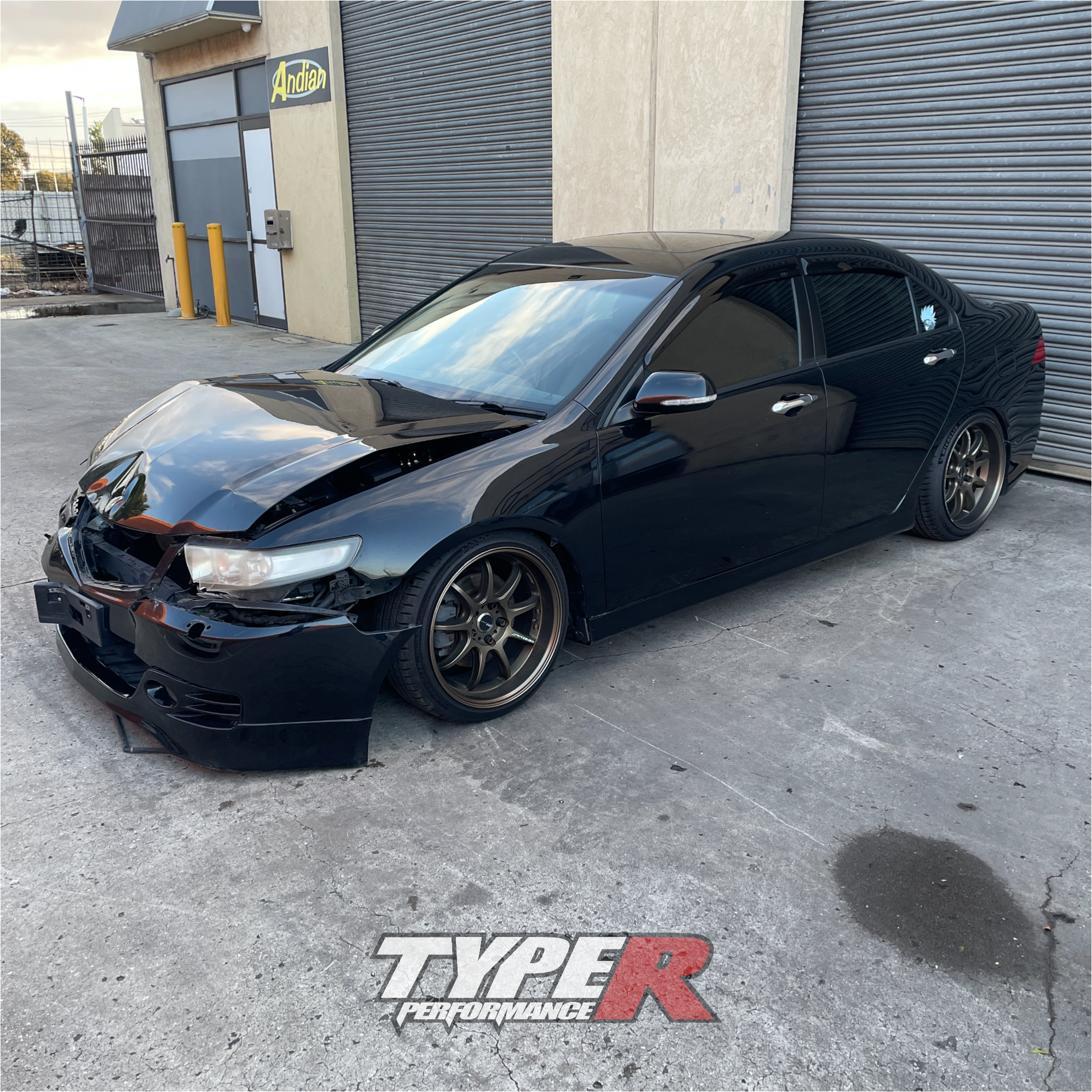 Wrecking 2005 Honda Accord Euro CL9 Luxury Manual — Type R Performance