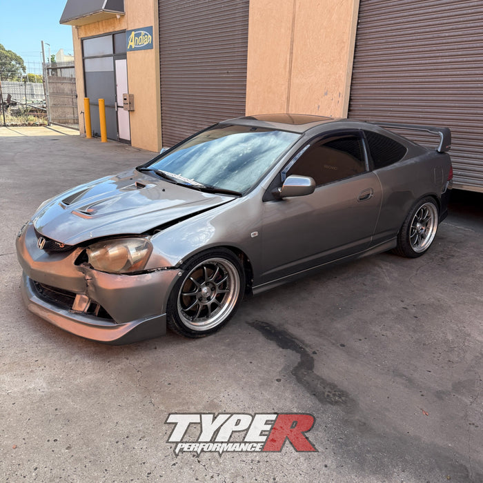 Wrecking 2005 Honda Integra DC5 Type S Manual