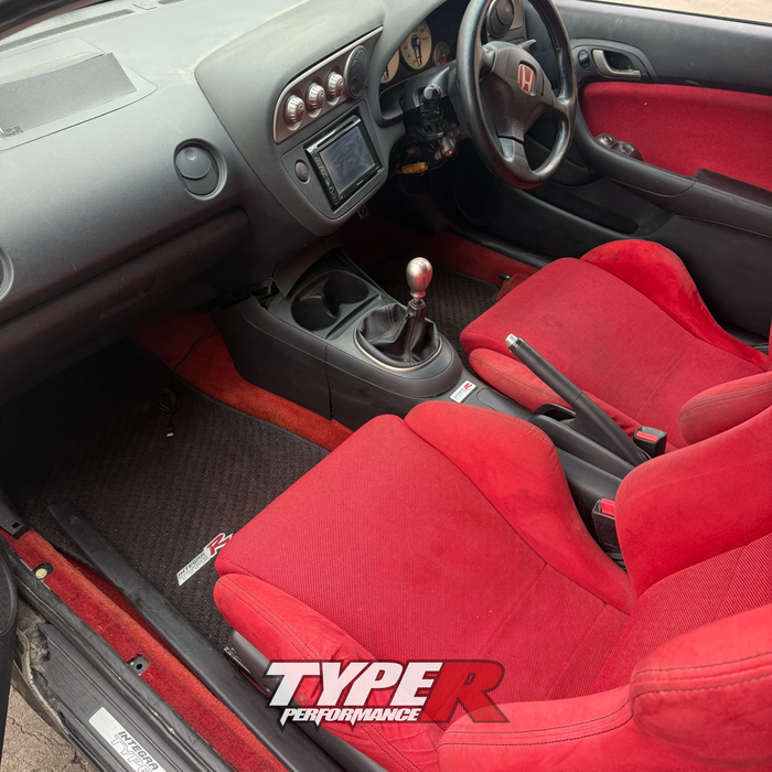 Wrecking 2001 Honda Integra DC5 Type R Manual