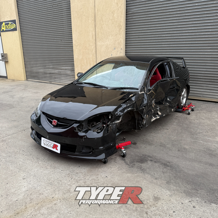 Wrecking 2001 Honda Integra DC5 Type R Manual